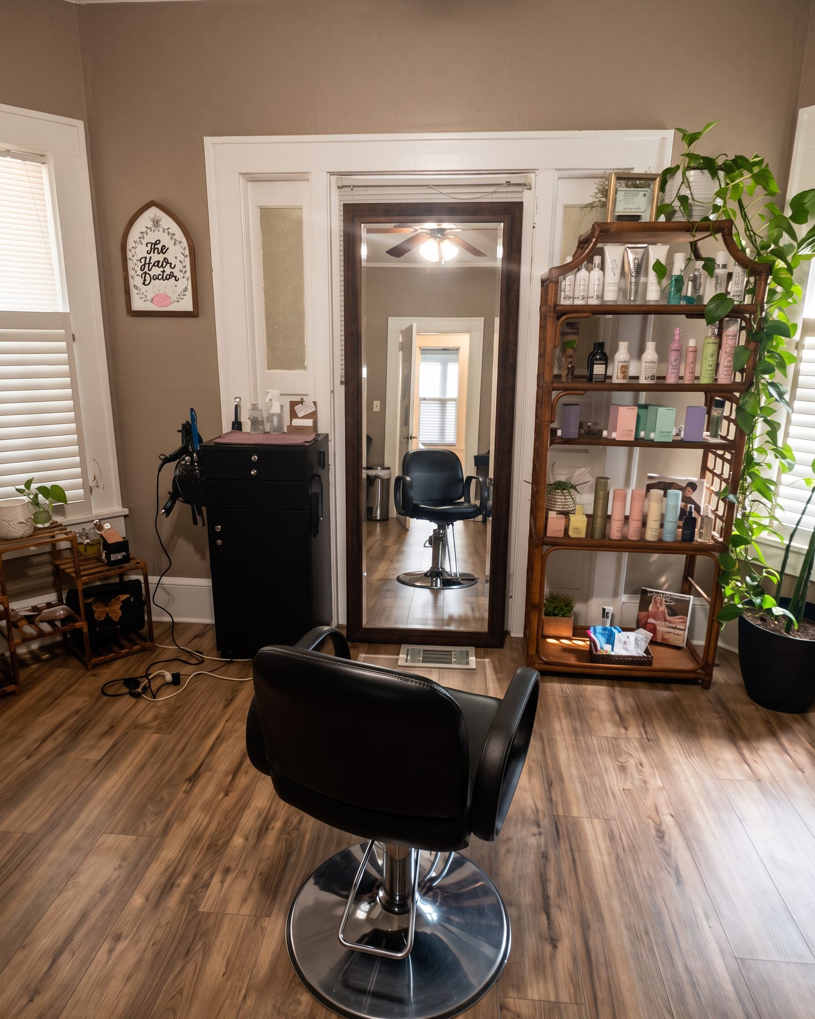 A styling room, the mirror and the product shelf